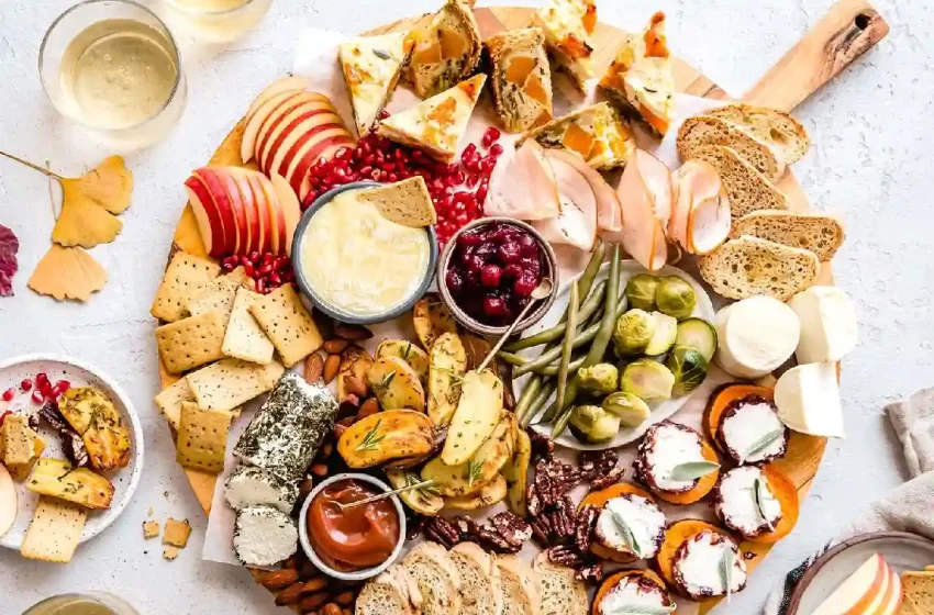 20 Fall Party Foods for a Cozy and Delicious Autumn Celebration