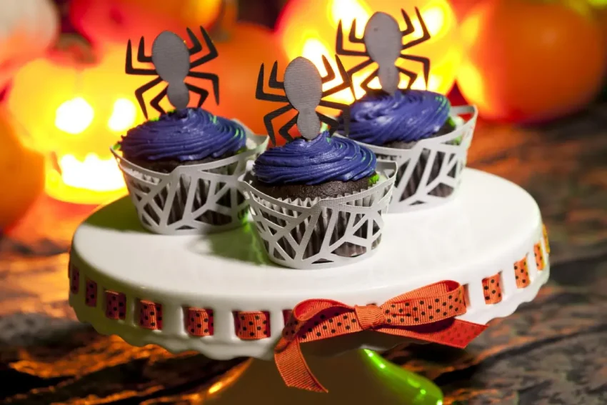 25 Spider Cupcakes for Halloween: Creepy, Cute & Easy Ideas