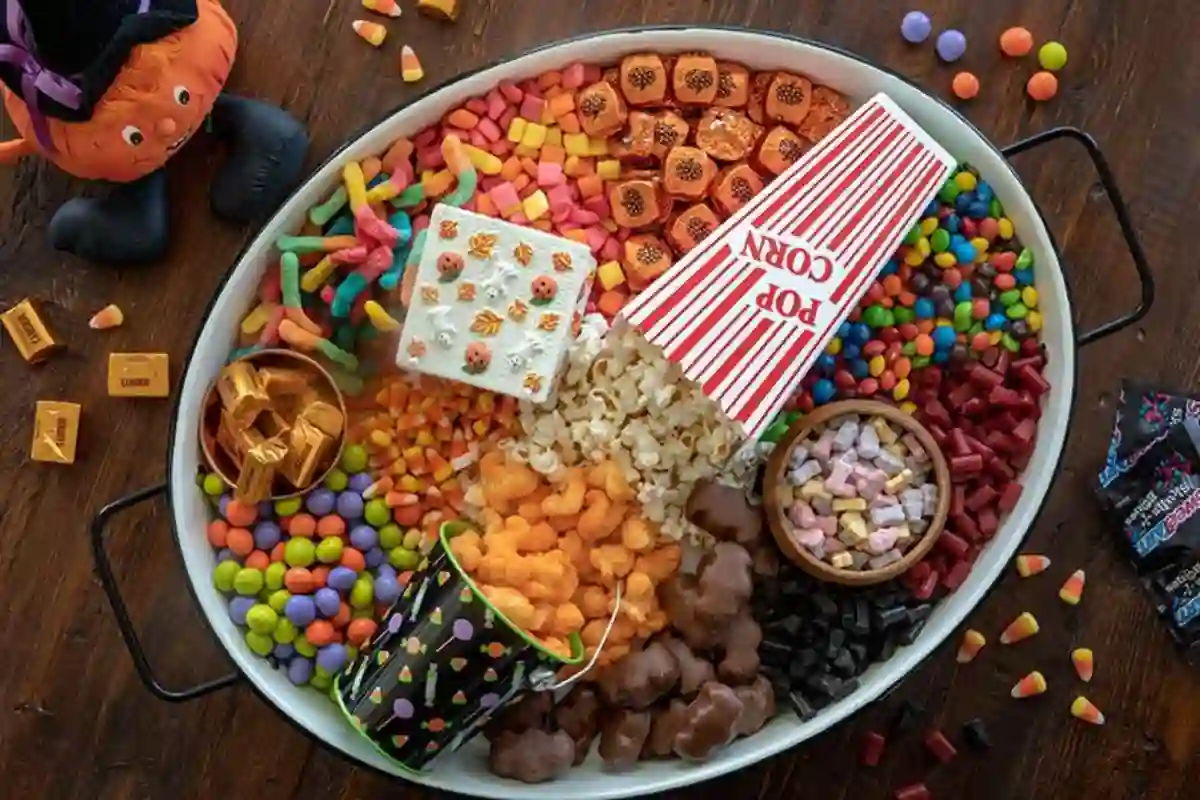 25 Halloween Sleepover Snacks for a Spooky and Delicious Night