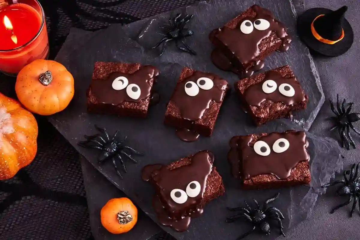 15 Kid-Friendly Ghost Brownies for Halloween