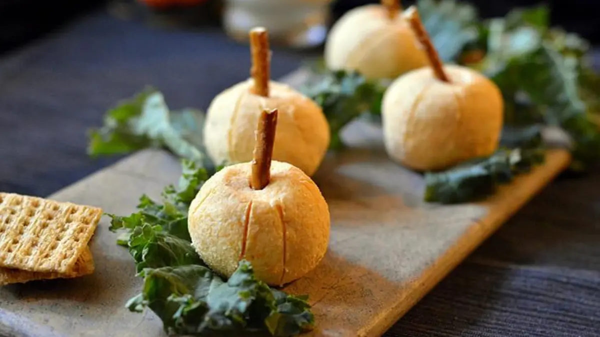 10 Sugar-Free Halloween Snacks That Are Spooky, Fun & Delicious